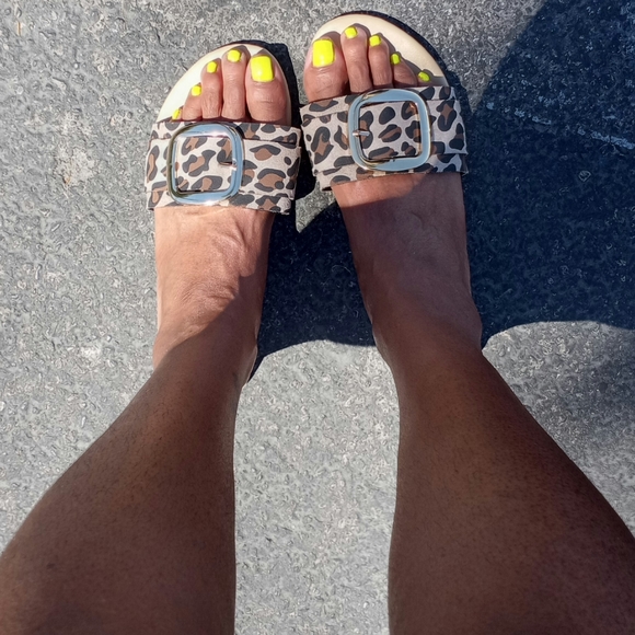 Womens Leopard Print Beach Slides - Picture 1 of 6